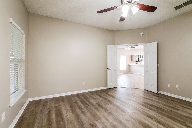 2,205/Mo, 370 Woodbury Pines Cir Orlando, FL 32828 Main Bedroom View