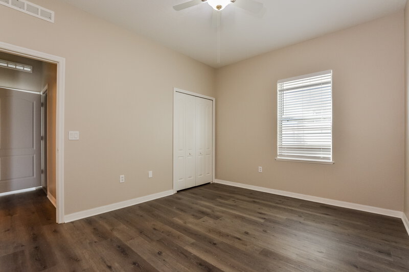 1,955/Mo, 5471 Silver Thistle Ln Saint Cloud, FL 34772 Main Bedroom View