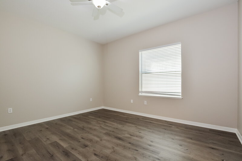 1,955/Mo, 5471 Silver Thistle Ln Saint Cloud, FL 34772 Bedroom View 3