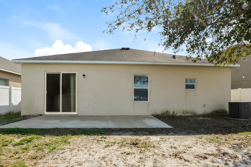 1,955/Mo, 5471 Silver Thistle Ln Saint Cloud, FL 34772 Rear View