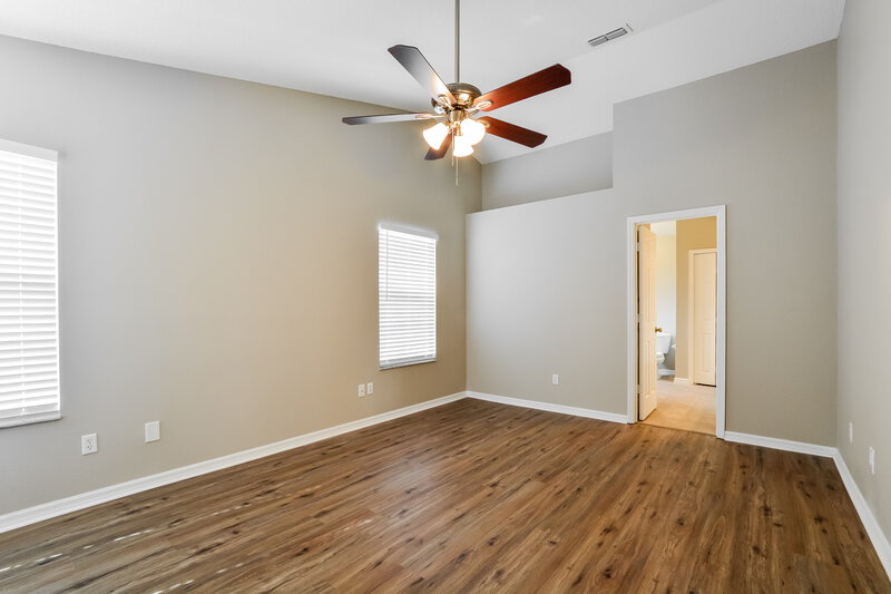 1,865/Mo, 2850 Surf Dr Deltona, FL 32738 Main Bedroom View