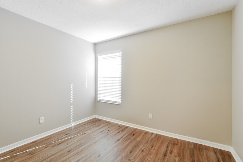 1,865/Mo, 2850 Surf Dr Deltona, FL 32738 Bedroom View 3