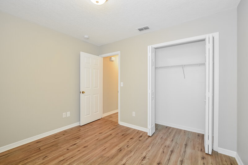 1,865/Mo, 2850 Surf Dr Deltona, FL 32738 Bedroom View 4