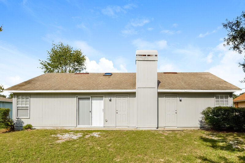 1,865/Mo, 2850 Surf Dr Deltona, FL 32738 Rear View