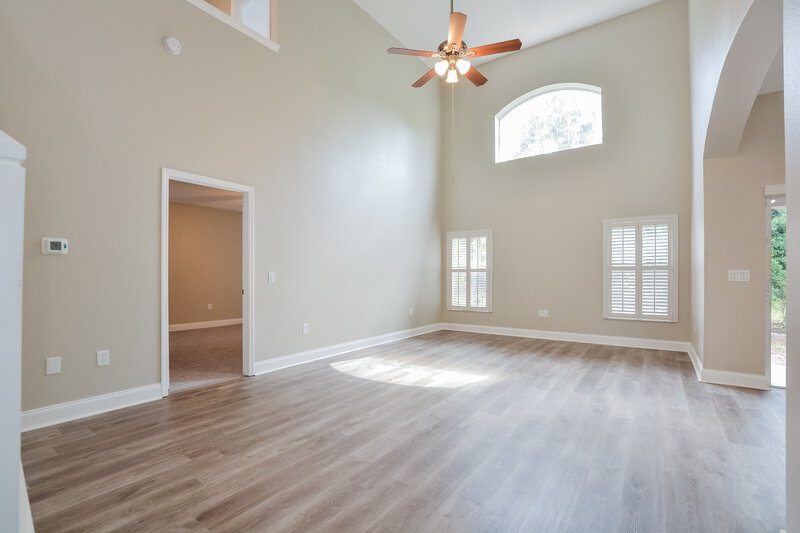 2,740/Mo, 8344 Lake Amhurst Trl Orlando, FL 32829 Family Room View 2