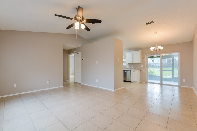 1,960/Mo, 2721 Sweet Springs St Deltona, FL 32738 Living Room View 2