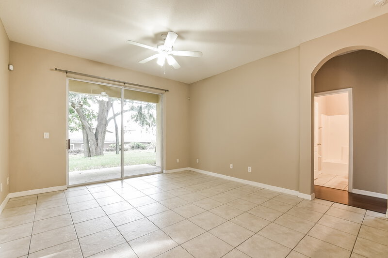 2,375/Mo, 1814 Madison Ivy Cir Apopka, FL 32712 Living Room View