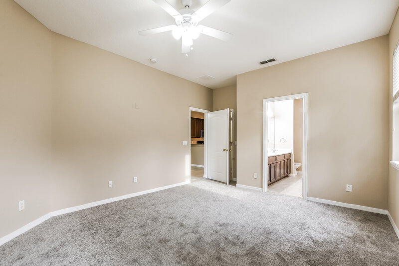 2,375/Mo, 1814 Madison Ivy Cir Apopka, FL 32712 Main Bedroom View 2