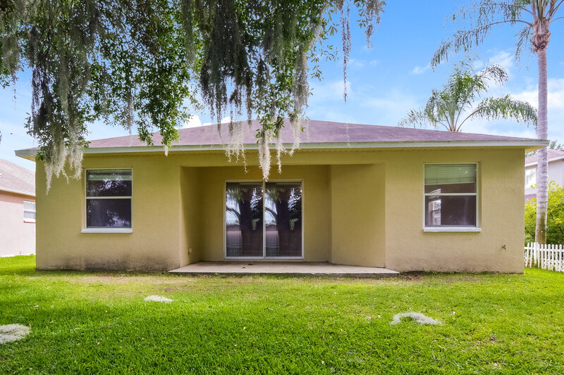 3,210/Mo, 1814 Madison Ivy Cir Apopka, FL 32712 Rear View