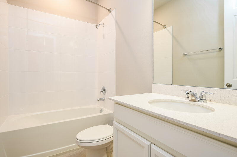 3,790/Mo, 2287 Raven Ridge Rd Minneola, FL 34715 Bathroom View