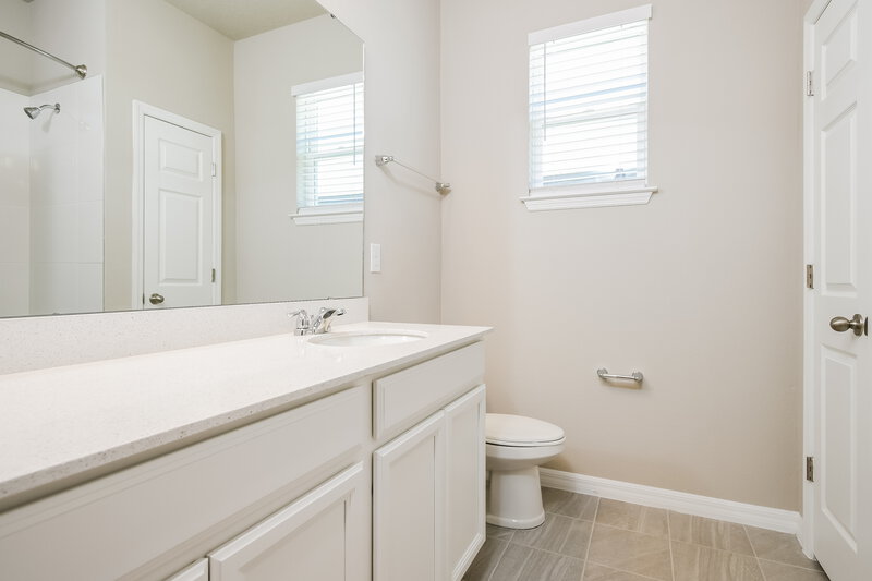 2,755/Mo, 2331 Raven Ridge Rd Minneola, FL 34715 Bathroom View