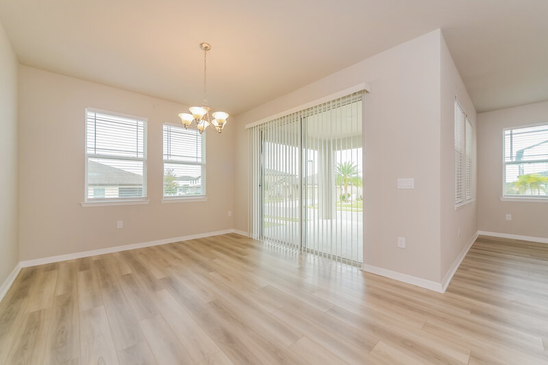 2,375/Mo, 2335 Raven Ridge Rd Minneola, FL 34715 Dining Room View 2