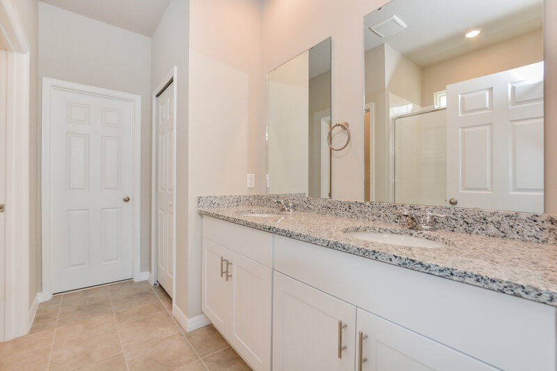 3,500/Mo, 2431 Gold Dust Dr Minneola, FL 34715 Main Bathroom View