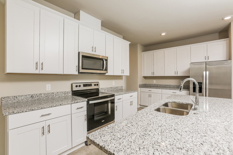 2,620/Mo, 2436 Gold Dust Dr Minneola, FL 34715 Kitchen View