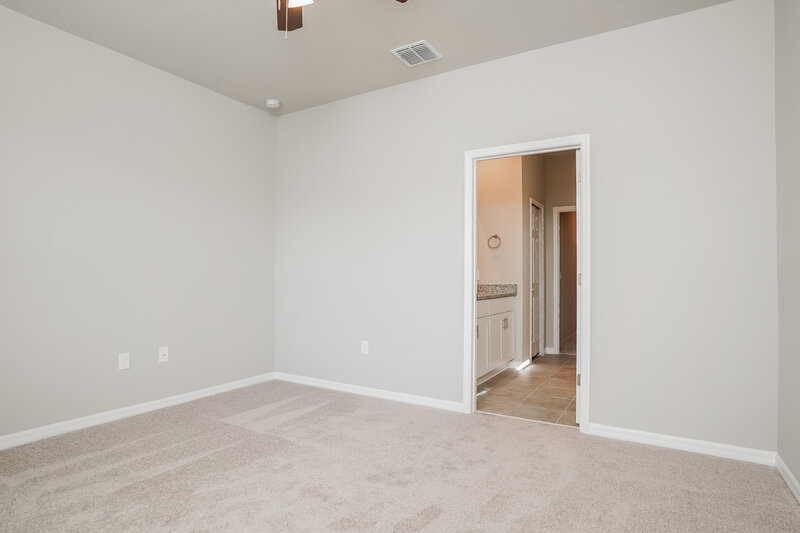 2,675/Mo, 2456 Gold Dust Dr Minneola, FL 34715 Main Bedroom View 2