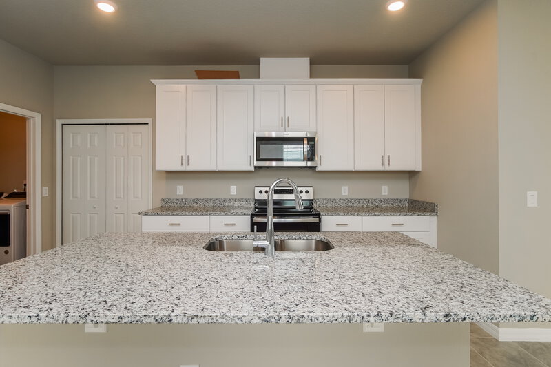 2,625/Mo, 2464 Gold Dust Dr Minneola, FL 34715 Kitchen View