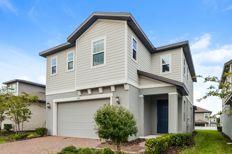 0/Mo, 2484 Gold Dust Dr Minneola, FL 34715 Front View