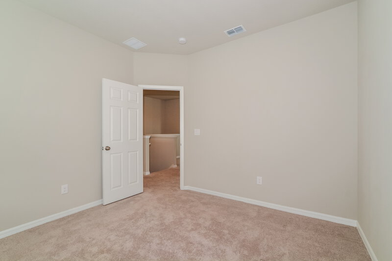 0/Mo, 2484 Gold Dust Dr Minneola, FL 34715 Bedroom View 3