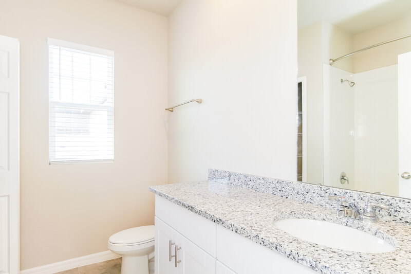 2,975/Mo, 2484 Gold Dust Dr Minneola, FL 34715 Bathroom View