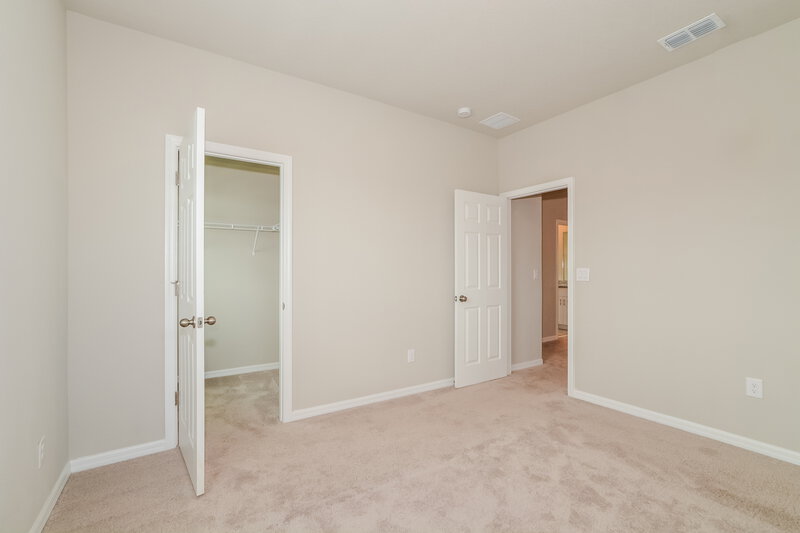 0/Mo, 2484 Gold Dust Dr Minneola, FL 34715 Bedroom View 4