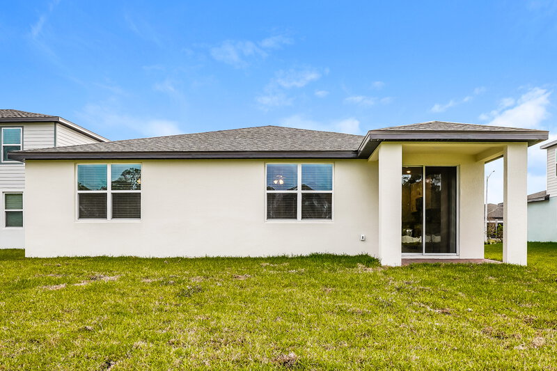 2,420/Mo, 492 Sun Warbler Way Saint Cloud, FL 34771 Rear View