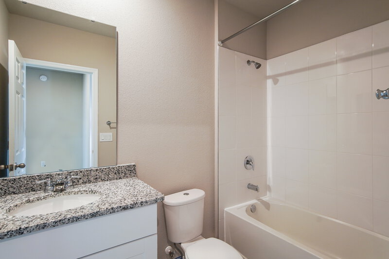 2,145/Mo, 5208 Stephs Field St Saint Cloud, FL 34771 Bathroom View