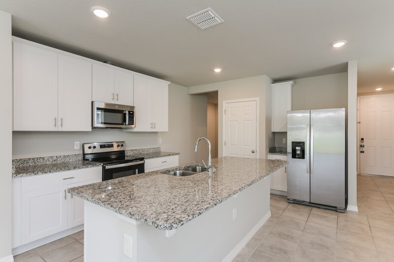 2,265/Mo, 5247 Meredrew Ln Saint Cloud, FL 34771 Kitchen View 2