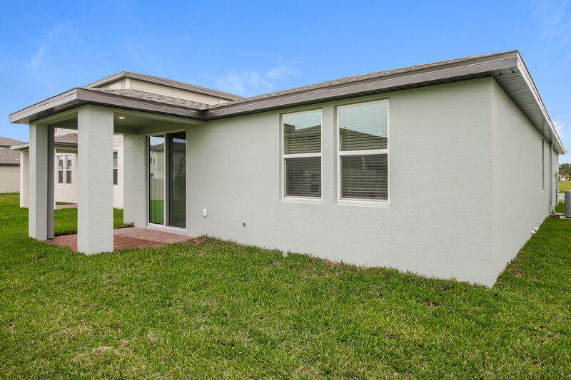 2,280/Mo, 5261 Luke Hammock St Saint Cloud, FL 34771 Rear View 2