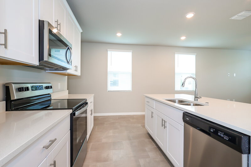 2,195/Mo, 803 Legacy Drive Davenport, FL 33896 Kitchen View 3