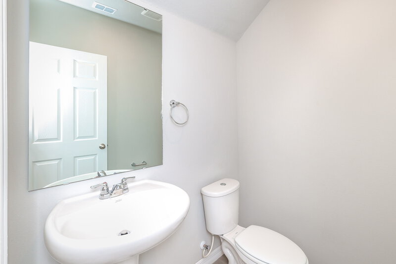 2,195/Mo, 803 Legacy Drive Davenport, FL 33896 Powder Room View