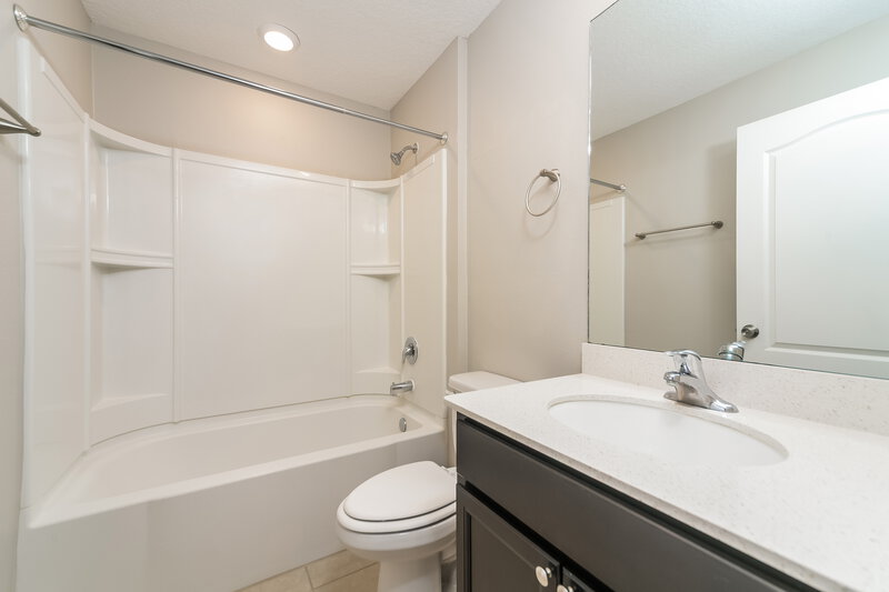 1,740/Mo, 246 Hyacinth Ct Kissimmee, FL 34759 Bathroom View