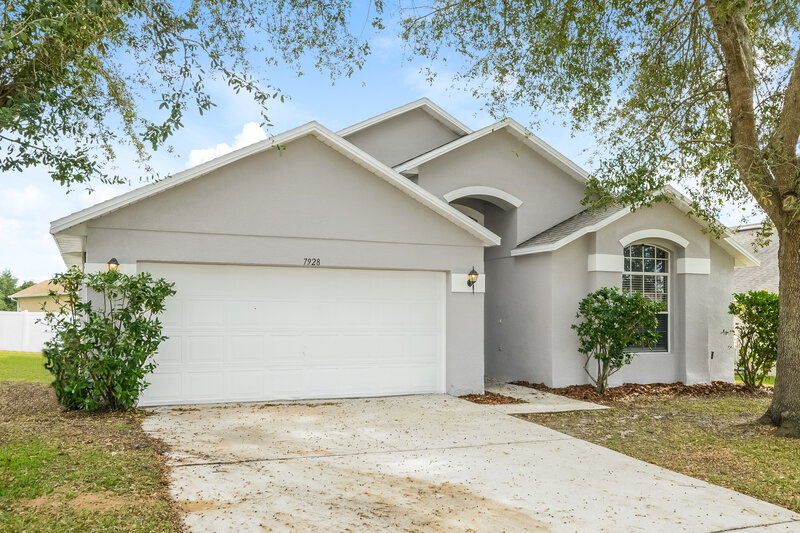 2,535/Mo, 7928 Magnolia Bend Ct Kissimmee, FL 34747 Front View