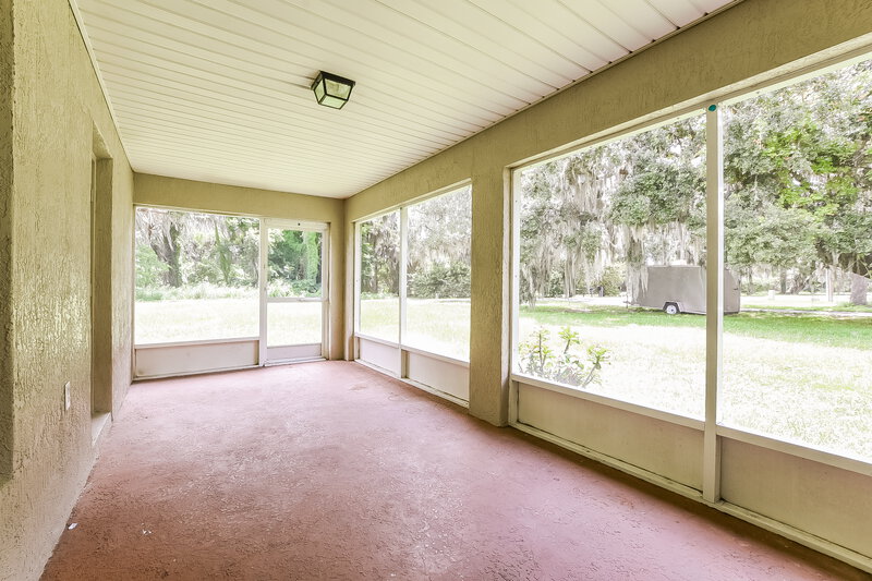 1,950/Mo, 35221 W Griffin Dr Fruitland Park, FL 34731 Sun Room View