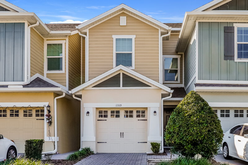 2,330/Mo, 1310 E 10th St Apopka, FL 32703 External View