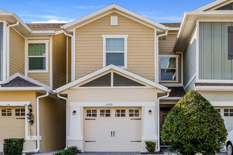 2,080/Mo, 1310 E 10th St Apopka, FL 32703 External View