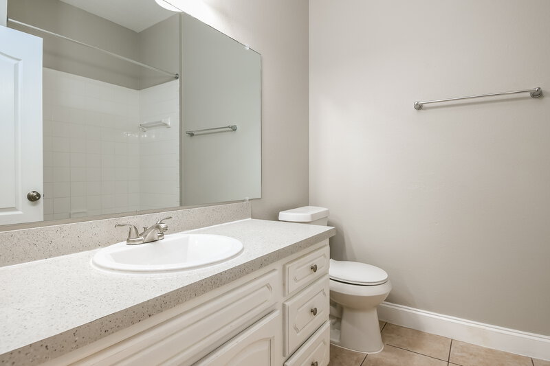 2,680/Mo, 1030 Trailside Ct Oakland, FL 34787 Bathroom View