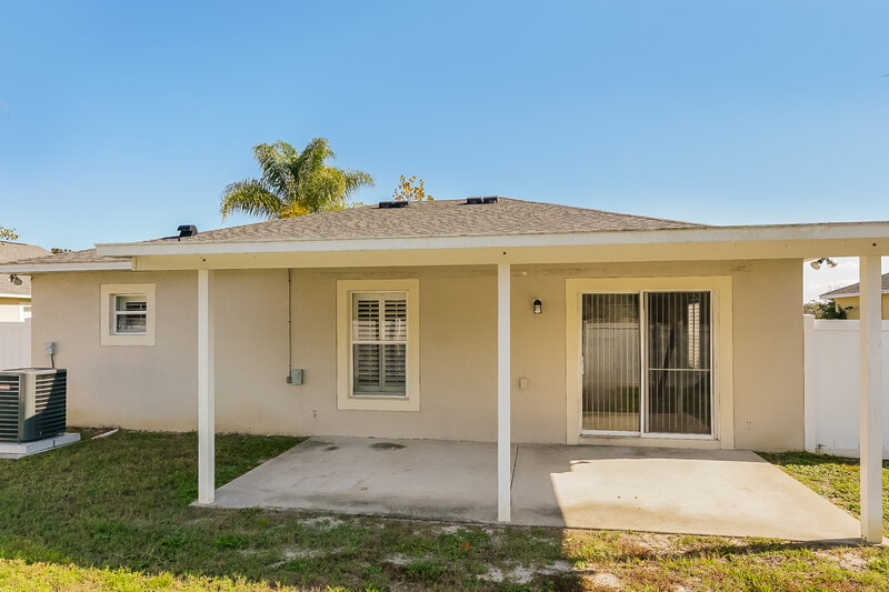3,090/Mo, 3434 Arabesque Dr DeLand, FL 32724 Rear View 2