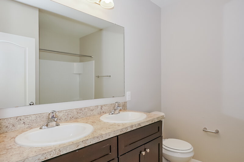 2,685/Mo, 102 Serenola Ct DeLand, FL 32724 Bathroom View