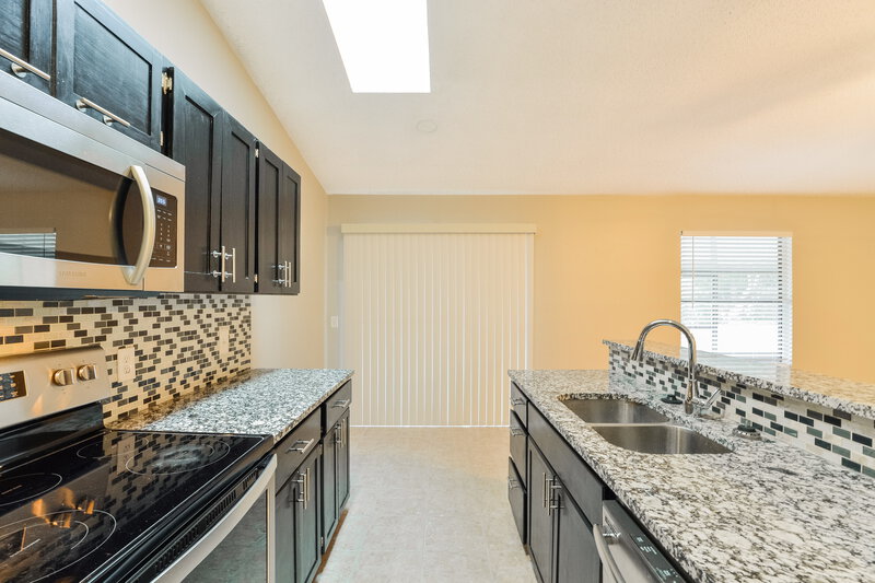 2351 Belen Dr Deltona, FL 32738 Progress Residential