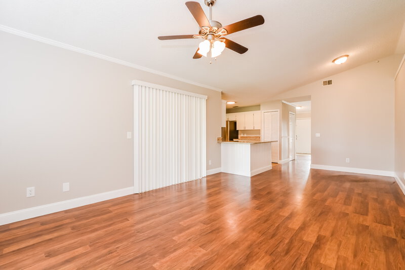 2,290/Mo, 2773 W Covington Dr Deltona, FL 32738 Living Room View