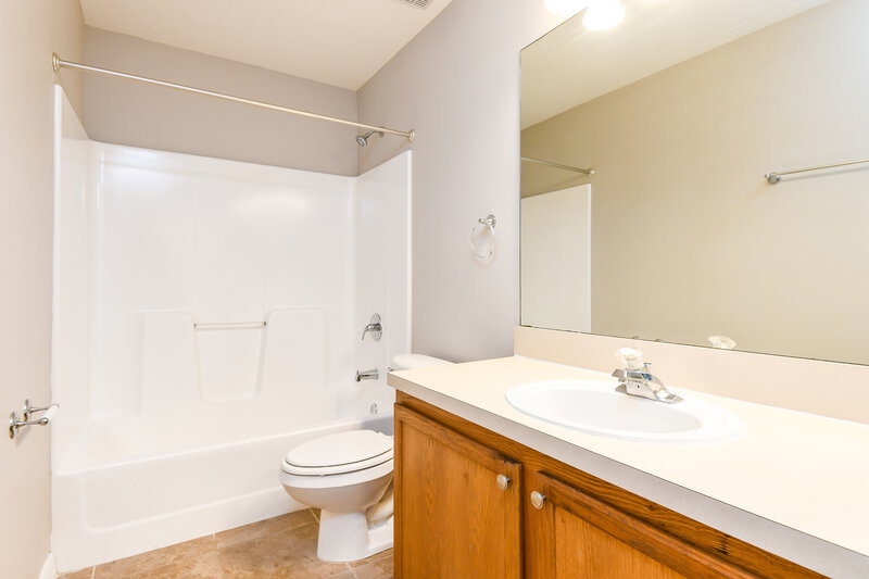 3,120/Mo, 10332 Cayo Costa Ct Clermont, FL 34711 Bathroom View