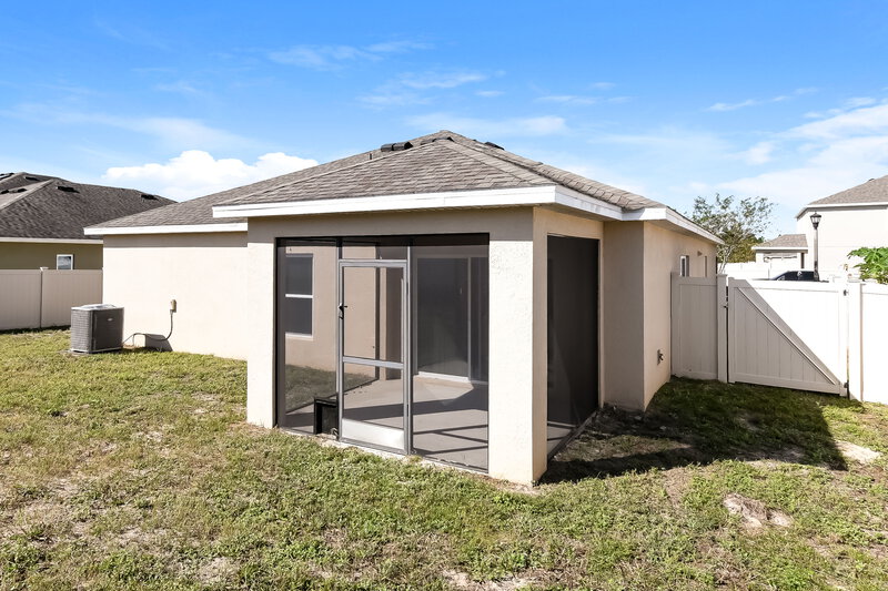 2,345/Mo, 346 Vitoria Rd Davenport, FL 33837 Rear View