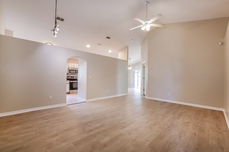 2,045/Mo, 1130 Ozark Ct Apopka, FL 32712 Living Room View