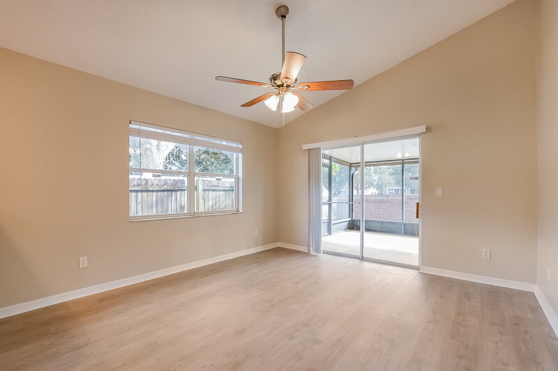 2,045/Mo, 1130 Ozark Ct Apopka, FL 32712 Family Room View 2