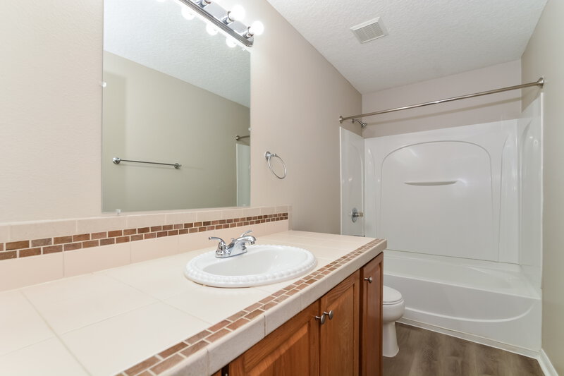 2,890/Mo, 4729 Barbados Loop Clermont, FL 34711 Bathroom View