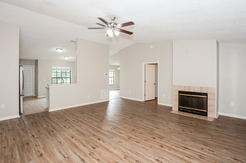 2,200/Mo, 4812 Pierce Arrow Dr Apopka, FL 32712 Misc View 4