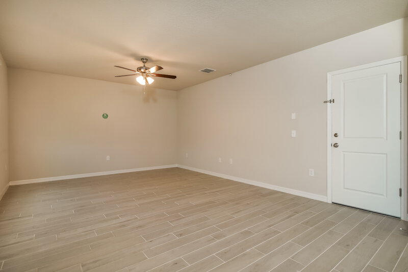 2,235/Mo, 1126 Oak Valley Drive Auburndale, FL 33823 Living Room View
