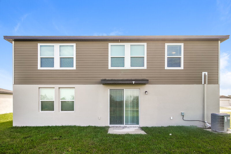 2,235/Mo, 1126 Oak Valley Drive Auburndale, FL 33823 Rear View