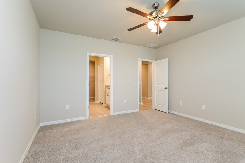 1,915/Mo, 1130 Oak Valley Drive Auburndale, FL 33823 Main Bedroom View 2