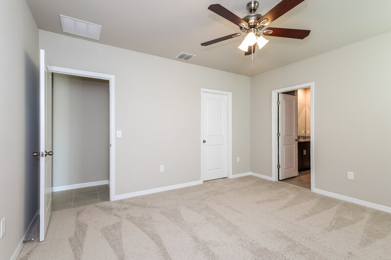 1,720/Mo, 1169 Oak Valley Drive Auburndale, FL 33823 Main Bedroom View